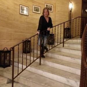 Meet your Posher, Dawn